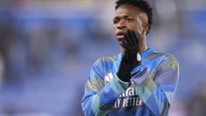 "Vinícius Jr. não merece receber o que o Real Madrid lhe paga atualmente"