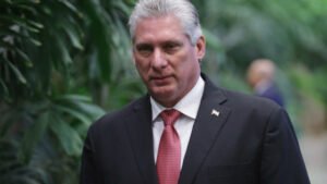 Após ameaça de Trump, líder de Cuba diz que não está em negociações com os EUA