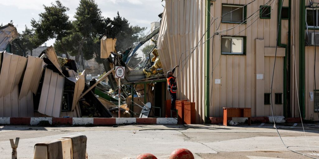 Brasil critica demolição da sede da ONU em Jerusalém e reafirma apoio aos refugiados palestinos 175 2026 01 20t093046z 1385301430 rc2x4jadmdk2 rtrmadp 3 israel palestinians jerusalem unrwa