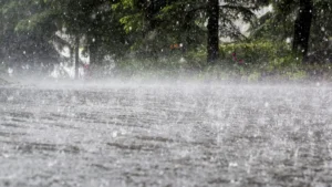 Defesa Civil de SP alerta para chuva intensa nos primeiros dias do ano
