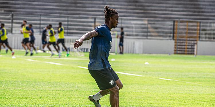 Após lesão, Eduardo Melo é decisivo em título e reforça o ataque do Remo em 2026 313 Eduardo Melo