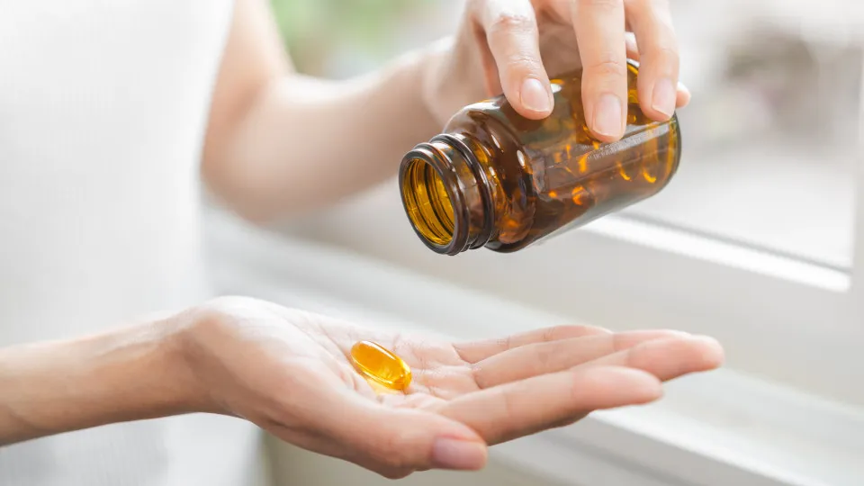 Médica alerta, quem toma suplementos de vitamina D deve ficar atento a sinais, doses e riscos 325 news 2168 1769504677