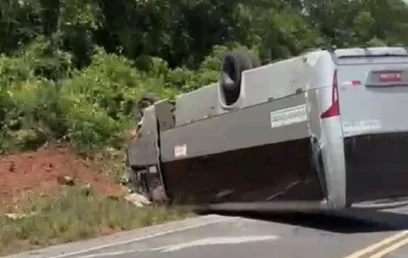 Colisão fatal Santo Antônio do Tauá: van capotou e motorista de carro morreu na estrada de acesso à PA-140 24 news 2802 1769764454